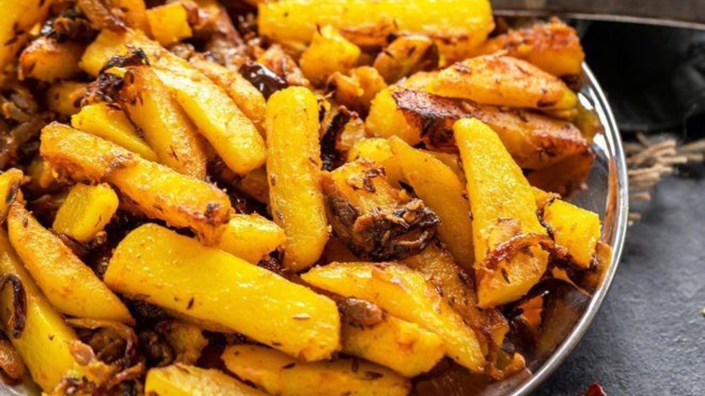 Potato fry recipe, Potato aloo fry, potato crispy aloo fry