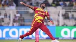 WI vs SCO Match Highlights: रोमारियो शेफर्ड ने हैट्रिक समेत एक ओवर में लिए 4 विकेट, मैच में 5 विकेट लेकर इंडीज को दिलाई जीत