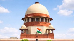 नीट पीजी कटऑफ पर्सेंटाइल घटाने को लेकर सुप्रीम कोर्ट सख्त, केंद्र सरकार और NBEMS को भेजा नोटिस