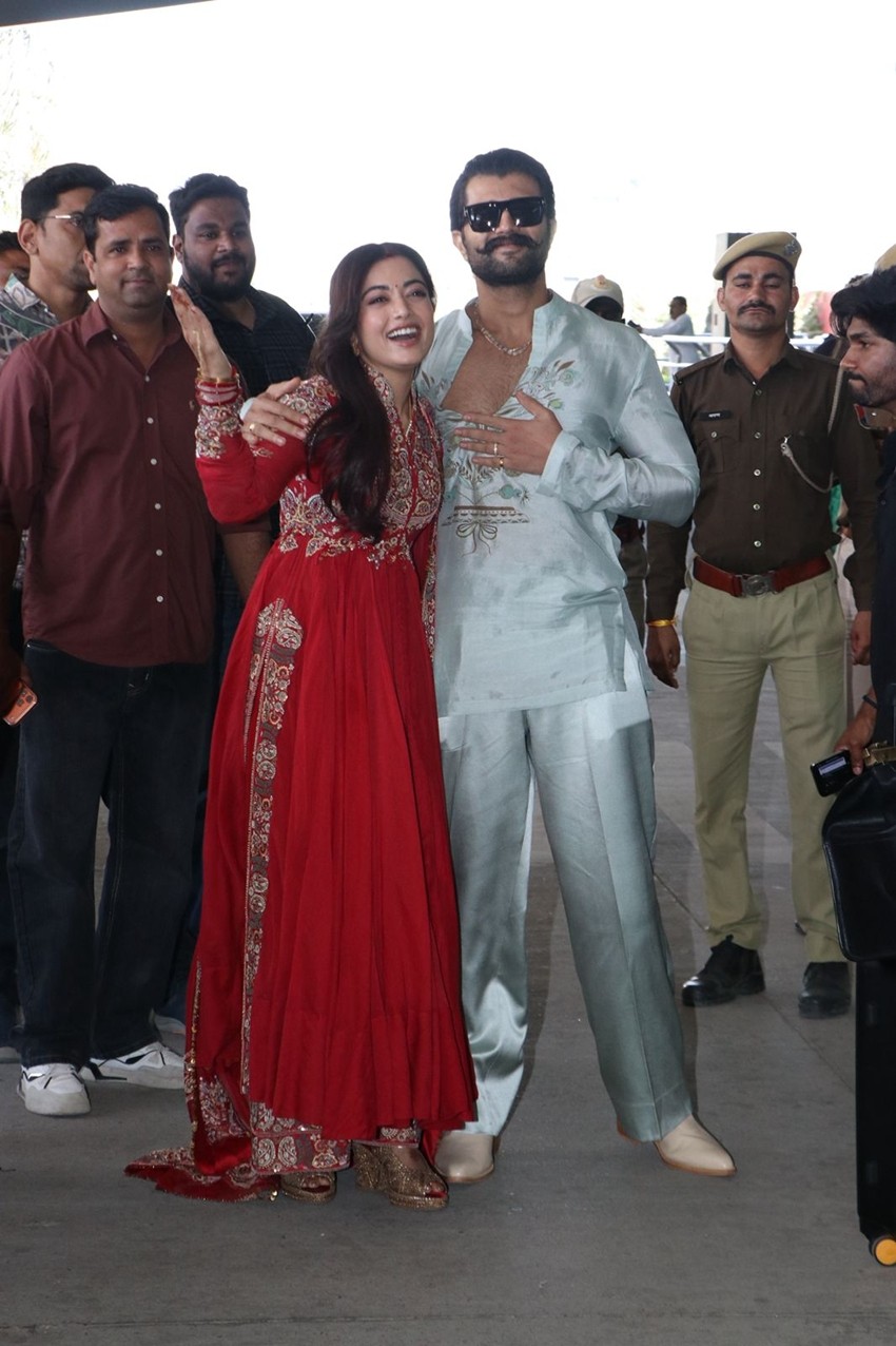 Udaipur wedding celebrity couple