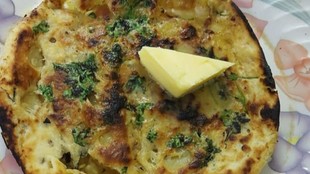 tasty aloo kulcha, aloo kulcha recipe, tasty aloo kulcha recipe