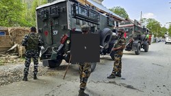 Google Trends: जम्मू-कश्मीर के किश्तवाड़ में आतंकवादियों के खिलाफ सेना का एक्शन, जैश का टॉप कमांडर ढेर