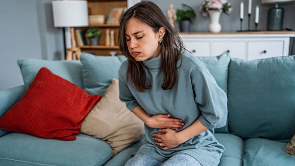 bloat, bloating, bloated, bloating causes, bloating relief tips, wellness coach, Kapil Kanodia bloating video, fibre and water intake, digestion habits, slow eating benefits, late-night eating effects, food intolerance signs, stress and digestion, diet tips, gut health advice, bloating reason