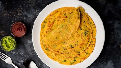 सिर्फ एक कप बेसन और गाजर, सुबह के नाश्ते में इस तरह बनाएं स्वादिष्ट चीला