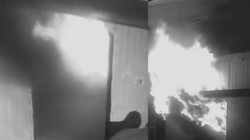 गाजियाबाद के रेलवे स्टेशन पर लगी आग, शॉर्ट सर्किट के बाद अफरा-तफरी