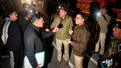 दिल्ली पुलिस Vs हिमाचल पुलिस: यूथ कांग्रेस के शर्टलेस प्रोटेस्ट को लेकर क्यों भिड़े दो राज्यों के अधिकारी?