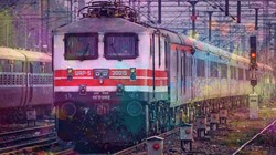 Holi Special Trains: लखनऊ-कानपुर जाने के लिए रेलवे चलाएगा ये स्पेशल ट्रेनें, जान लीजिए रूट और टाइम टेबल