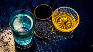 kalonji water health benefit, kalonji water ka Fayda, kalonji pani recipe hindi, kalonji ka pani khali pet, subah kalonji pani peene ke fayde, kalonji water for diabetes, kalonji water for digestion, kalonji water immunity benefits, kalonji water for weight loss, subah kalonji pani peene ke fayde, kalonji water ka Fayda, kalonji pani recipe hindi, कलौंजी का पानी पीने के फायदे, कलौंजी के फायदे, कलौंजी के पानी का सेवन कैसे करें