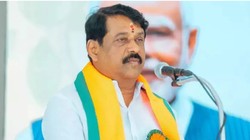 ‘मुझे अफसोस है, माफी मांगता हूं’, विजय और त्रिशा पर विवादित टिप्पणी के लिए तमिलनाडु बीजेपी अध्यक्ष ने मांगी माफी