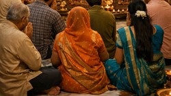 40 साल पुराने हिंदू मंदिर पर बंद होने का खतरा, ब्रिटेन काउंसिल के फैसले से समुदाय चिंतित