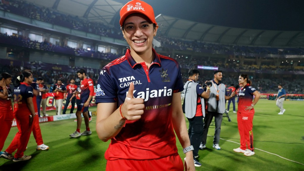 WPL 2026 Awards Prize Money Full List Smriti Mandhana Orange Cap Nandini Sharma Lauren Bell Sophie Divine Harmanpreet Kaur