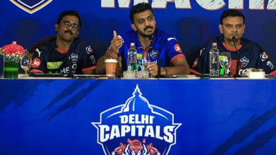 IPL 2026 से पहले दिल्ली कैपिटल्स का बड़ा अपडेट: स्टार्क पर संशय, राहुल ओपनिंग के दावेदार