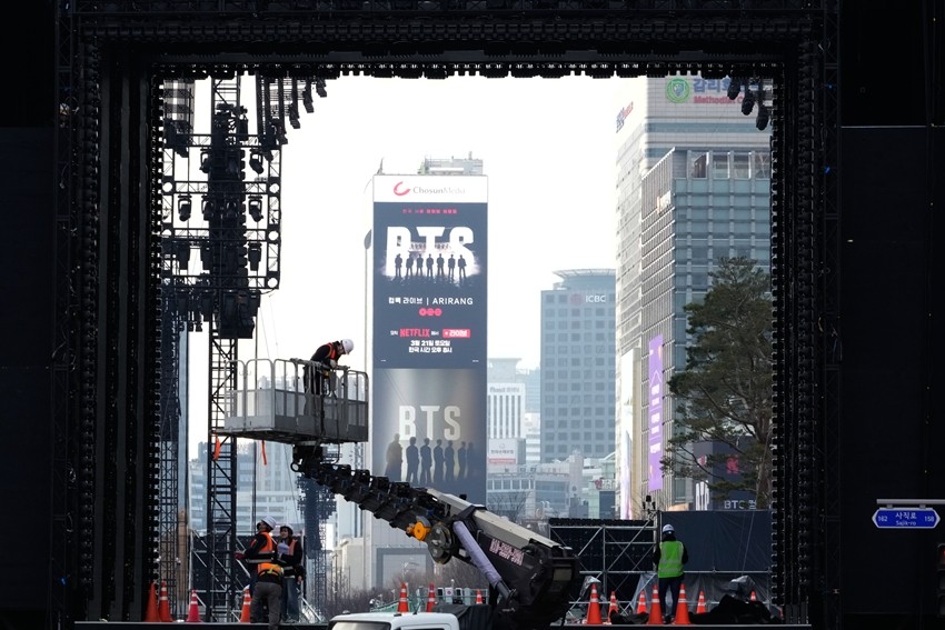 BTS Gwanghwamun Square concert