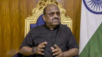 मैंने सोच-समझकर इस्तीफा देने का निर्णय लिया- पूर्व राज्यपाल सीवी आनंद बोस