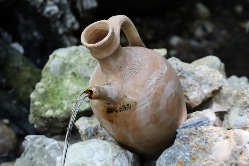 Clay pot vs fridge water