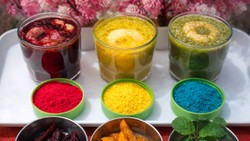 होली पर बनाएं कलरफुल बेक्ड कांजी वड़ा, मेहमानों को खुश करने के लिए नोट करें रेसिपी | Colourful Kanji Vada Recipe