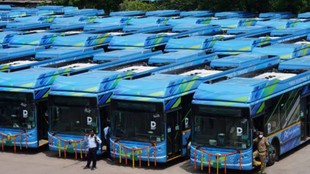 200 New Electric Buses to Run on Delhi Roads Goal to Increase Fleet to 7500 by Year End