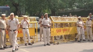 Delhi Police high alert on Holi, Holi security in Delhi, 15000 police deployed in Delhi, Delhi Police deployment Holi,