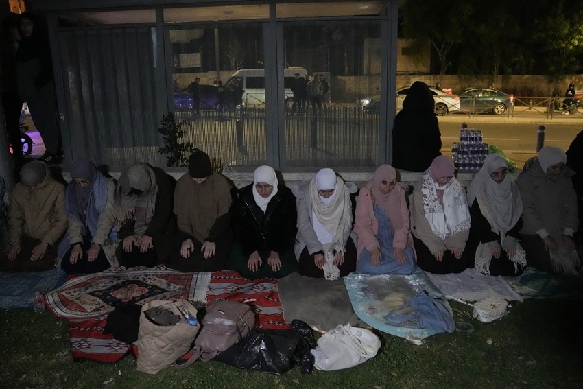 Donald Trump Strait of Hormuz demand