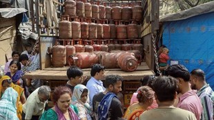 LPG cylinder shortage, Delhi gas crisis, black market LPG