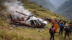 शव लेकर जा रहा हेलीकॉप्टर क्रैश, पायलट सहित छह थे सवार