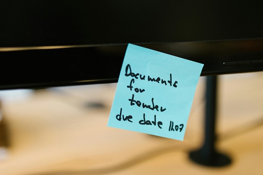 Label objects in your room