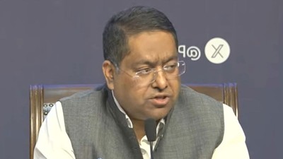 ऊर्जा और शिपिंग सुरक्षा के लिए भारत कई देशों के संपर्क में- विदेश मंत्रालय