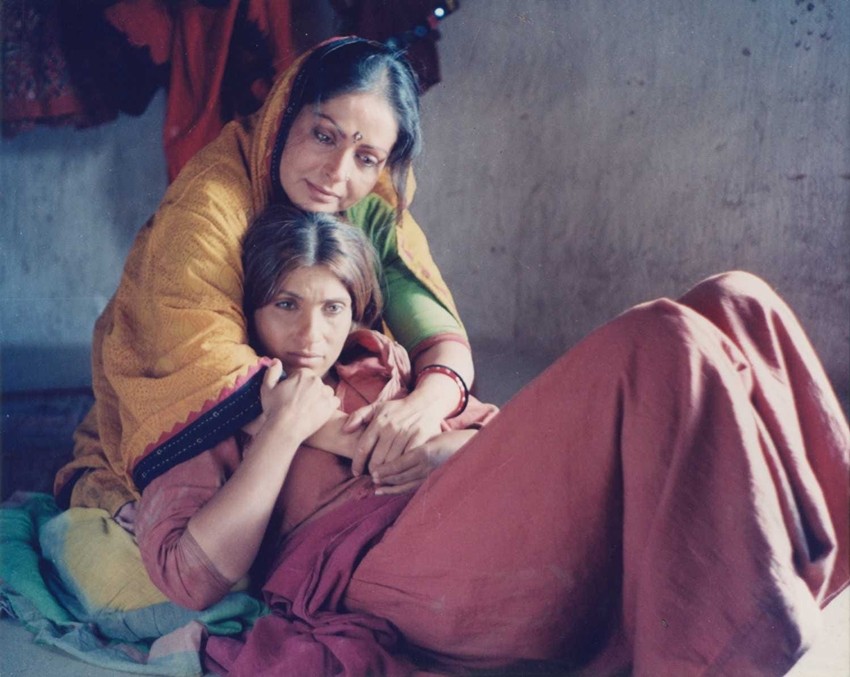 RUDAALI (1993)