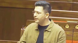 ‘रीचार्ज खत्म होने पर इनकमिंग बंद होना गलत’, राघव चड्ढा ने संसद में टेलीकॉम कंपनियों की मनमानी पर उठाए सवाल