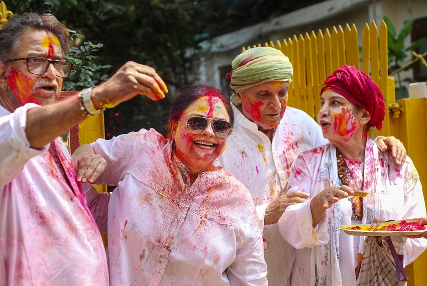 Holi in Mumbai celebs