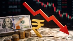 Rupees Vs Dollar: न्यूनतम स्तर पर पहुंचा रुपया, 1 डॉलर की कीमत ₹93.08, जानें गिरावट की वजह