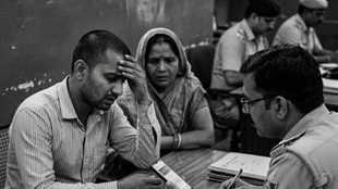 Uttar pradesh Facebook Friendship Turns Costly Saharanpur Man Duped of rupees 5 40 Lakh in Online Business Scam