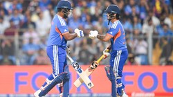 IND vs ENG: संजू सैमसन और इशान किशन की जोड़ी ने रचा इतिहास, युवराज सिंह-रॉबिन उथप्पा का 19 साल पुराना रिकॉर्ड टूटा