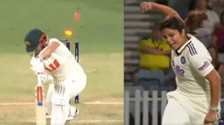 IND W vs AUS W: खराब शुरुआत के बाद भी ऑस्ट्रेलिया मजबूत, पेरी ने संभाला, पहले दिन गिरे 13 विकेट