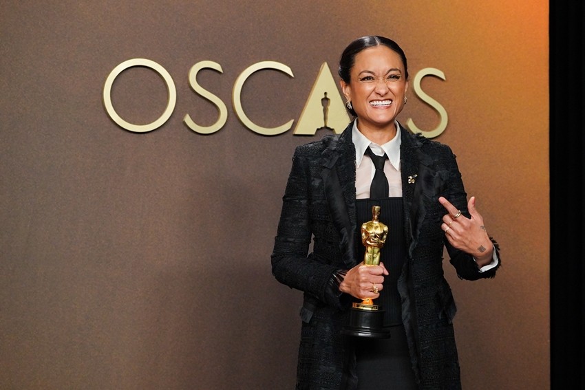 Autumn Durald Arkapaw, winner of the award for cinematography