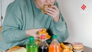 Stop junk food cravings