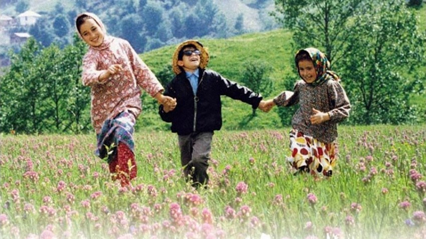 The Colour of Paradise (1999)