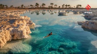 The Mysterious Salt Lake in Egypt Where Sinking Is Almost Impossible