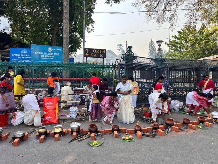 Women largest religious gathering