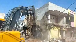 महाकाल मंदिर के पास बेगम बाग इलाके में गिराई गई कई इमारतें, ड्रोन से की गई मॉनिटरिंग