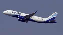‘मुझ पर भूत का साया था’, IndiGo की फ्लाइट में यात्री ने की इमरजेंसी गेट खोलने की कोशिश