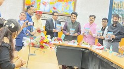 ‘गांव की मिट्टी मिटने नहीं देती’, JNU में हुआ इस पुस्तक का लोकार्पण, जानिए क्या है इसमें खास