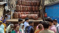 प्रवासी मजदूरों के लिए राहत, LPG सिलेंडर के लिए दिल्ली में लगेंगे स्पेशल कैंप