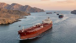 ईरान युद्ध के बीच भारत की बड़ी कामयाबी: होर्मुज स्ट्रेट पार कर चुके दो और भारतीय LPG टैंकर, 18 अभी भी कतार में