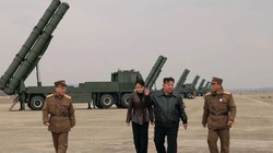 उत्तर कोरिया का बड़ा कदम: अमेरिका तक मार करने वाले मिसाइल इंजन का किया परीक्षण, किम जोंग ने की निगरानी