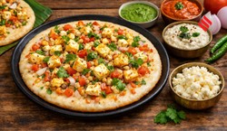 सुबह का नाश्ता हेल्दी और झटपट चाहते हैं, तो साउथ इंडियन स्टाइल में बनाएं पनीर उत्तपम