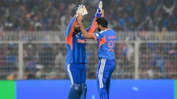 IND vs WI: संजू सैमसन नहीं, 12वें ओवर में दो विकेट और 4 रन देने वाला भारतीय चुना गया इम्पैक्ट प्लेयर; देखें VIDEO