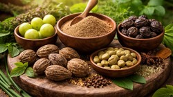 त्रिफला को क्यों कहा जाता है आयुर्वेद का सुपरफॉर्मूला, पाचन से लेकर दिल और इम्युनिटी तक पर कैसा करता है ये असर