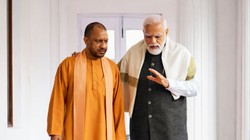 UP Politics: सामान्य वर्ग की नाराजगी, OBC में सेंधमारी; चुनाव से पहले BJP को सता रहा जातीय गणित बिगड़ने का डर