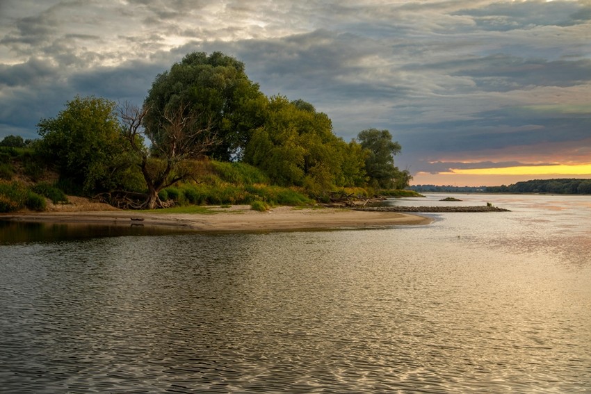 8 Must-See Rivers That Prove Nature is the Greatest Artist
